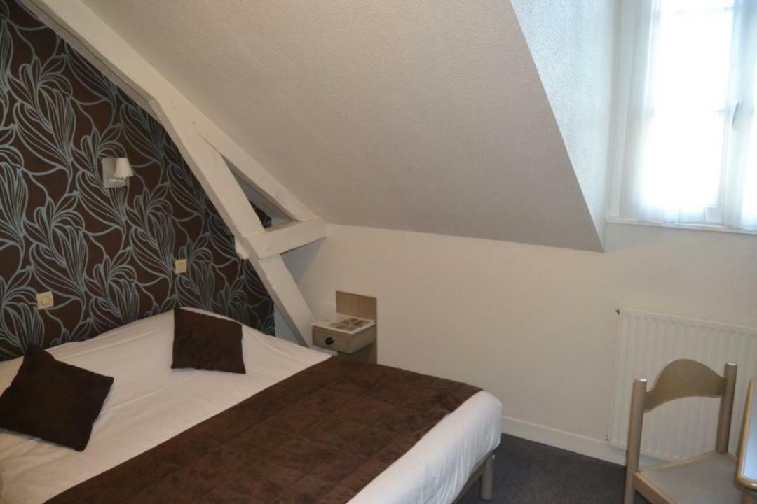 Hotel L'Esperance Vitre Buitenkant foto