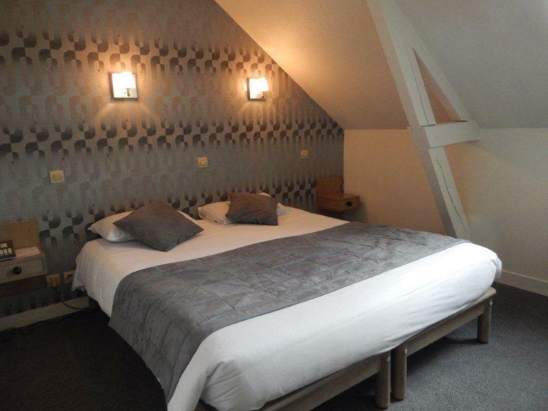 Hotel L'Esperance Vitre Buitenkant foto